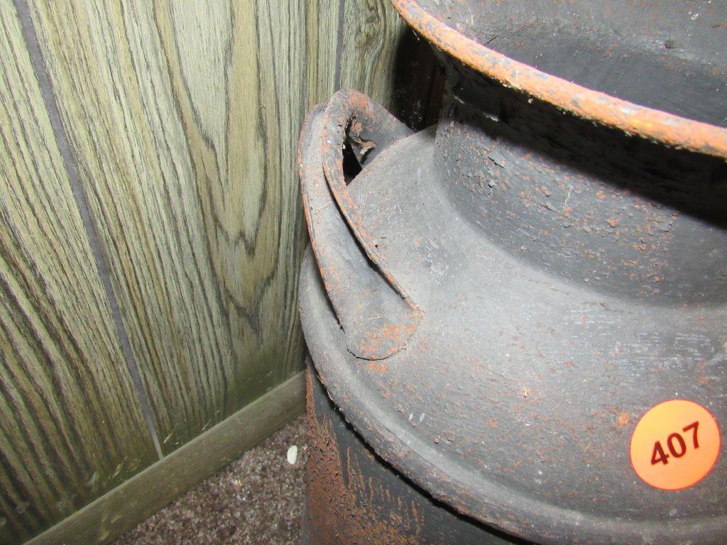 Milk can/baskets