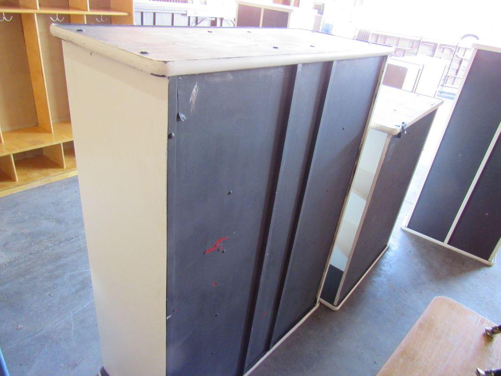 2 pc shelving unit
