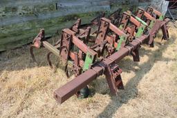 4 ROW CULTIVATOR