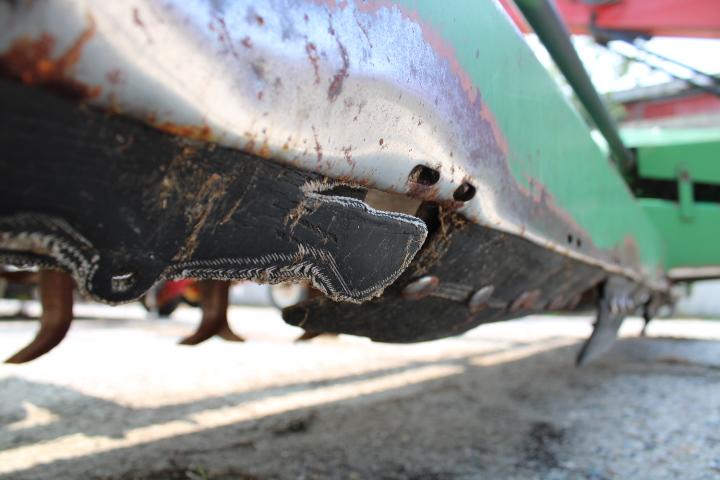 JD 27 6 ROW STALK SHREDDER, 1000 PTO