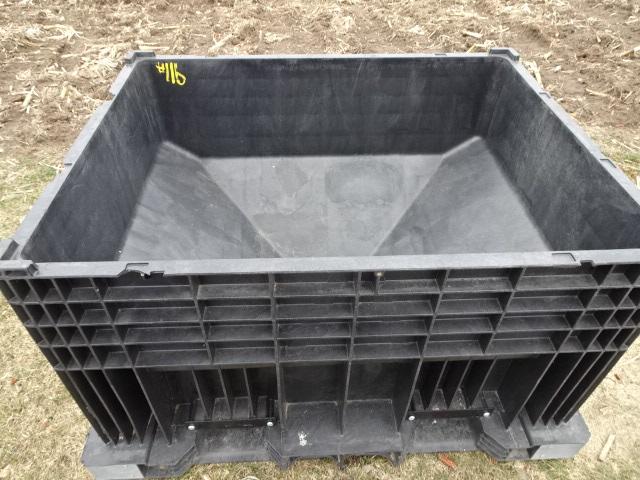 HDPE POLY TOTE, CENTER DUMP, SLIDING CHUTE