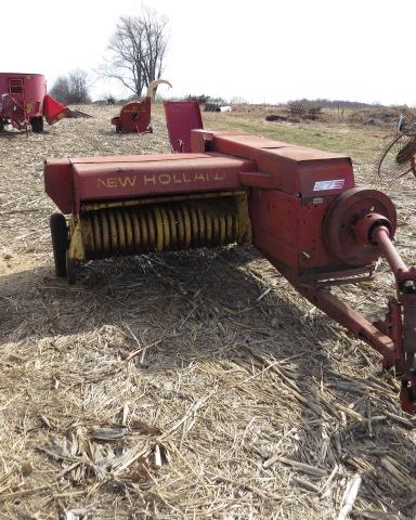 NEW HOLLAND 275 SQUARE HAY BALER, 540 PTO