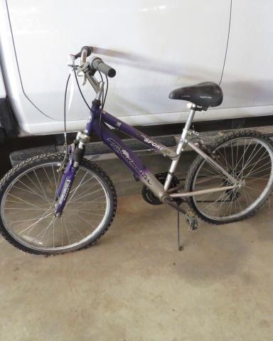 ROADMASTER GIRLS 15 SPD. MOUNTIAN BIKE, SPORT SX