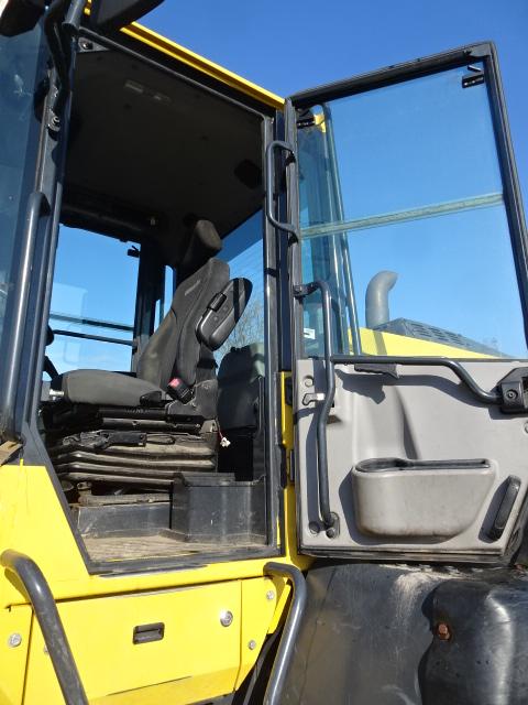 2016 KOMATSU WA320-8 WHEEL LOADER, 13,058 HRS,