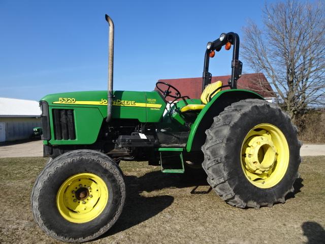 2004 JD 5320 2WD DSL. TRACTOR, 1678 HRS