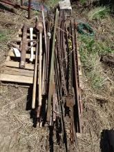 LOT OF 20+ METAL T-POST W/ DIGGERS AND DRIVER