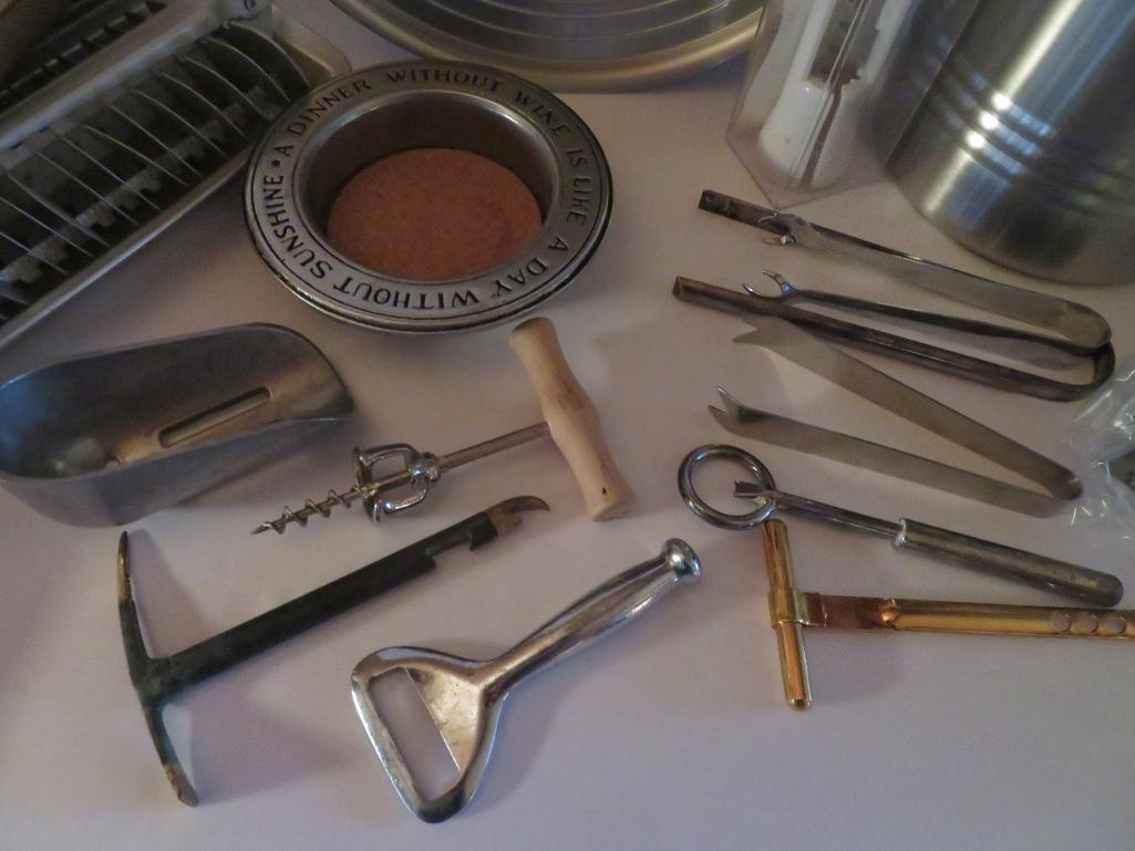 Vintage bar lot, trays, ice bucket and utensils