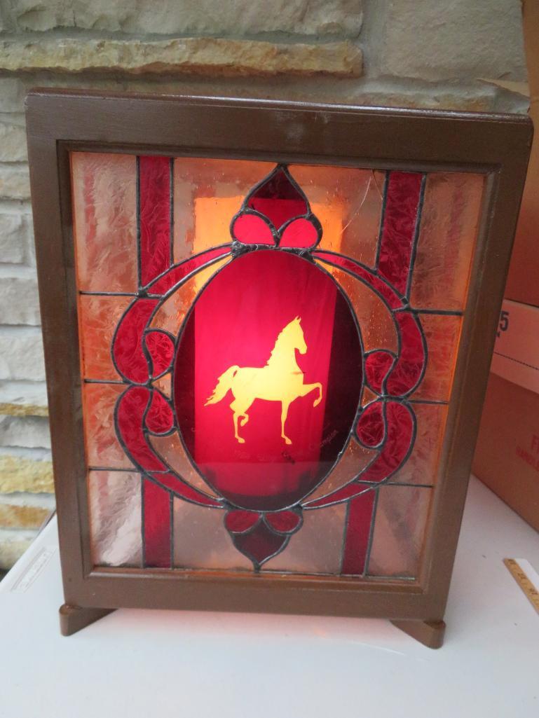 Lovely stainglass horse lamp, 13", working