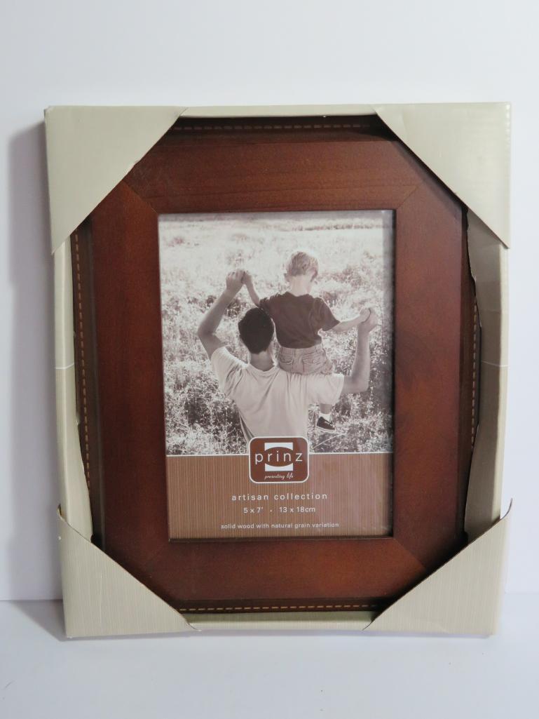 Lot of picture frames, 23 pieces