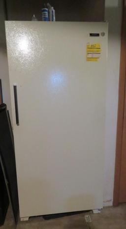 Upright Freezer, Frigidaire