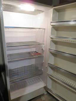Upright Freezer, Frigidaire