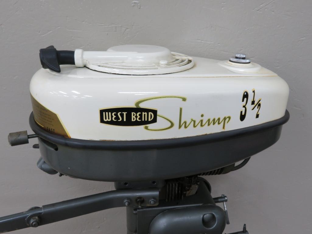 West Bend Shrimp 3 1/2 Hp outboard Motor with manual