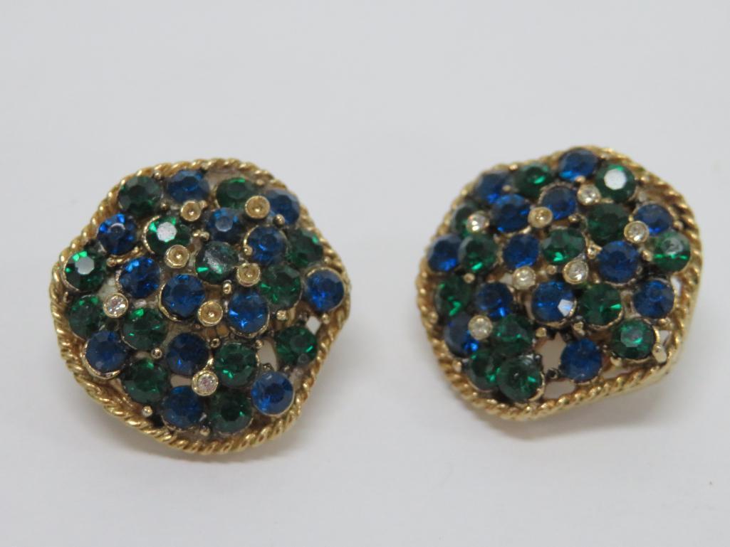 Multi colored pin and earring set, 2 1/2"