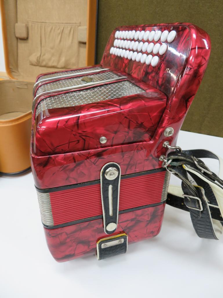 Delicia Favorit III, accordion, red, with case