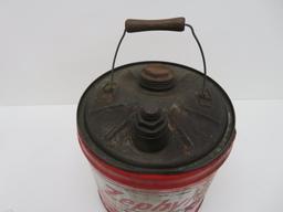 Zephyr motor oil can, 5 gal