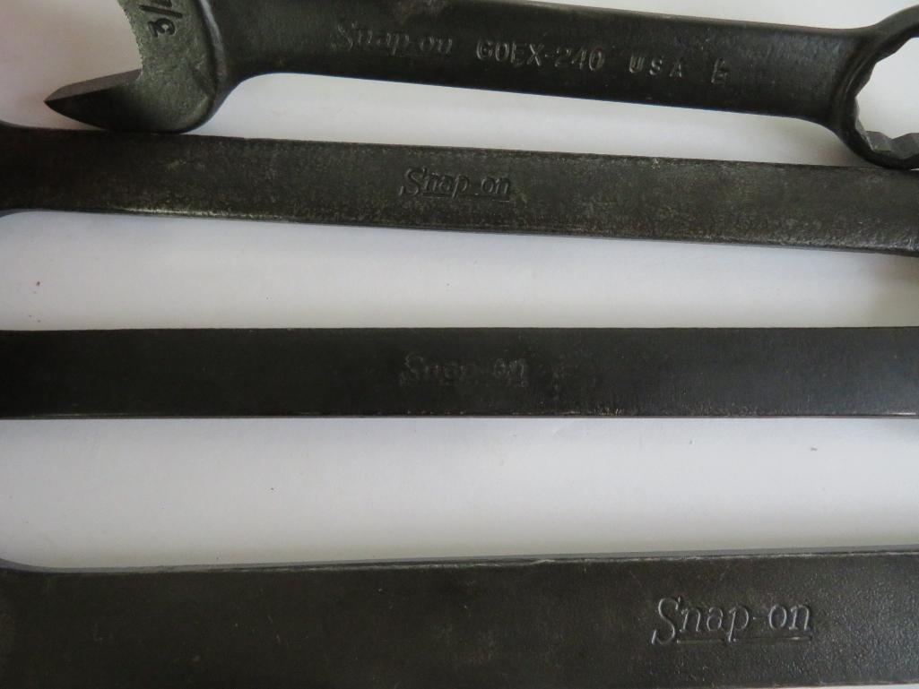 18 assorted Snap On combination wrenches, 5" to 12"