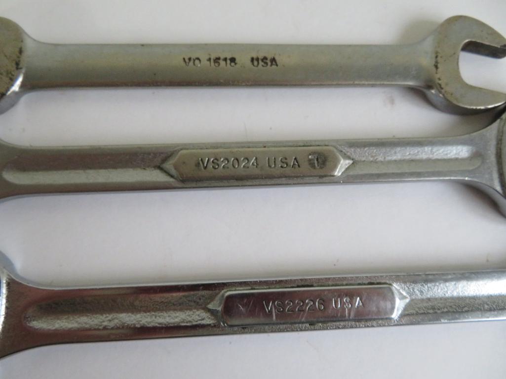 18 assorted Snap On combination wrenches, 5" to 12"