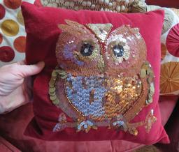Four decorative accent pillows, 13" to 17"