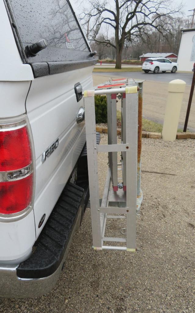 Ultra Tow Hitch Mount Carrier, Gear and Cargo Carrier with ramp