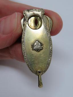 Fraternal jewelry, Masonic locket and Knights of Columbus cigar cutter, 1 1/2"