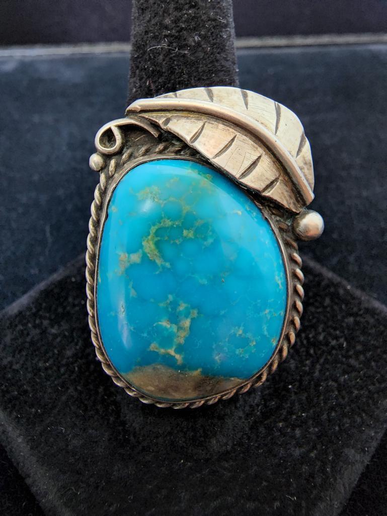 Vintage Sterling Silver and Turquoise Navajo Ring