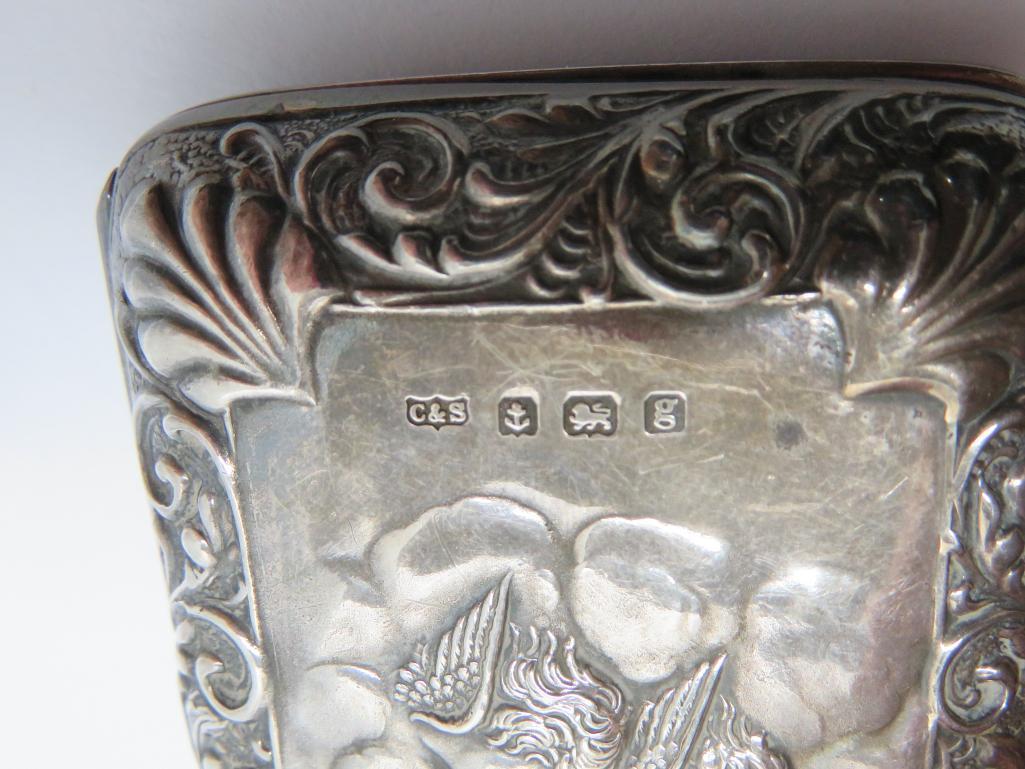 Silver hallmarked coin purse, cherubs, 2" x 3"