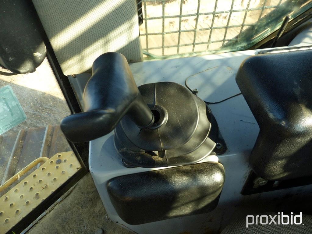 John Deere 750C Dozer, s/n T0750CX906266: C/A, Sweeps