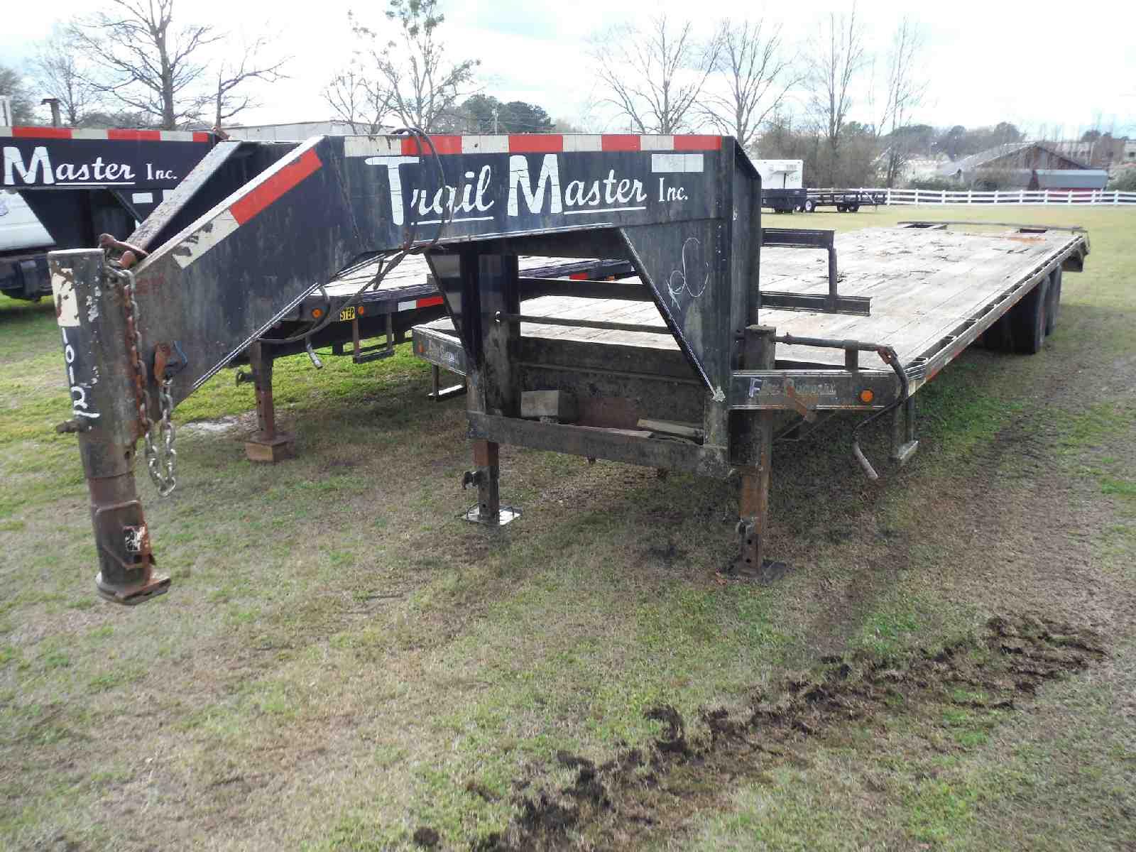 Trailmaster Gooseneck Trailer (No Title - Bill of Sale Only): 30' + 5' Dove