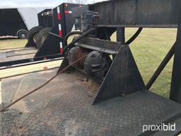 30' Gooseneck Tilt Bed Trailer: Ramps