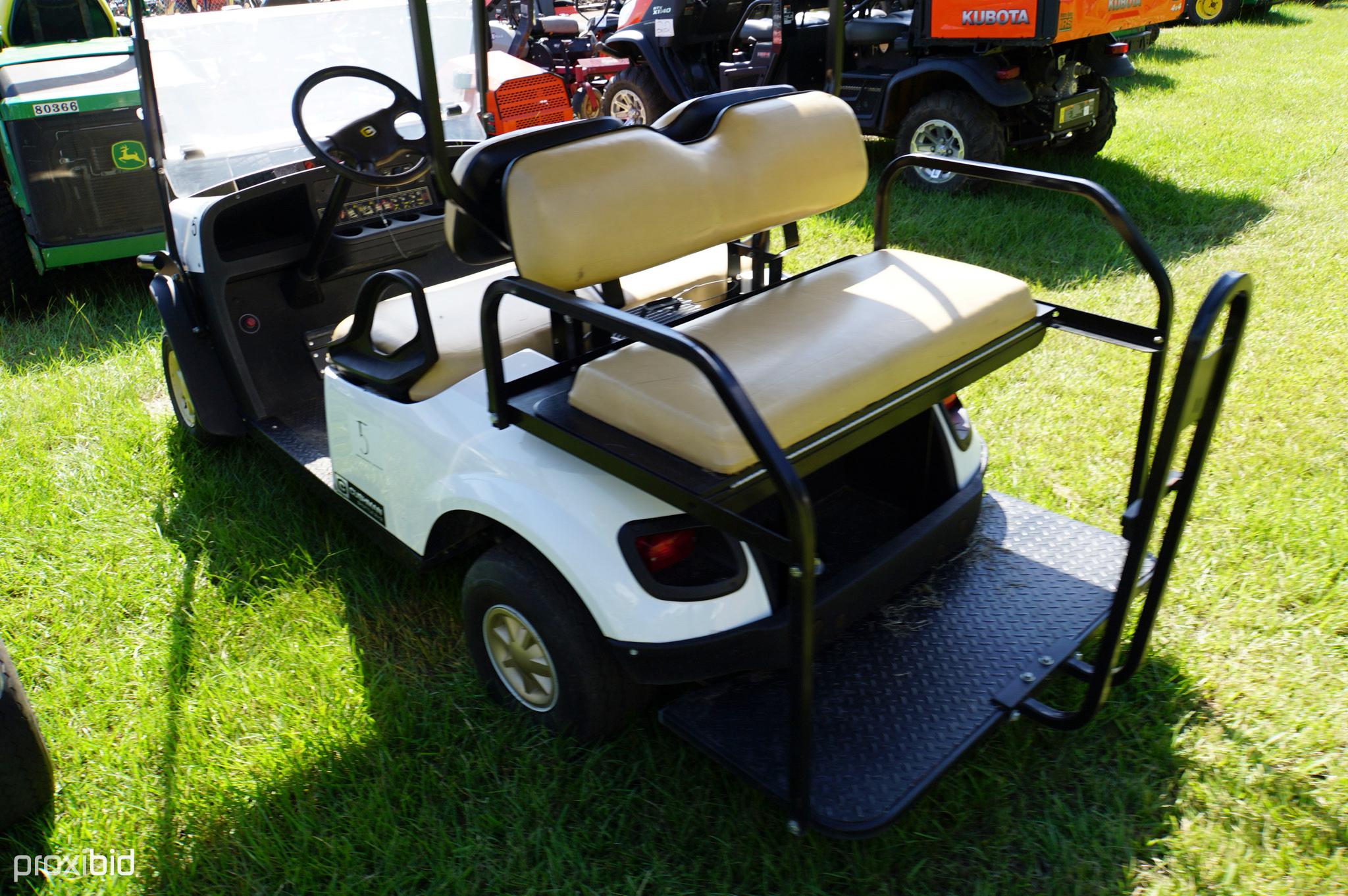 2018 Cushman Shuttle 2x2 Golf Cart, s/n 3334225 (No Title): 48-volt, Charge