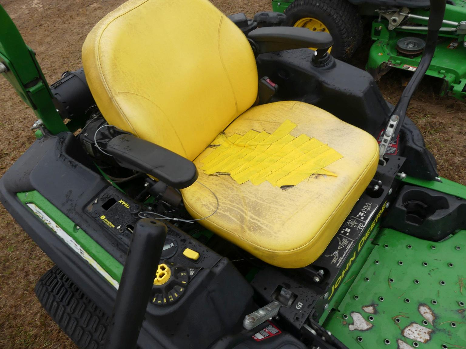 John Deere Z915B Zero-turn Mower, s/n 040185: Meter Shows 240 hrs