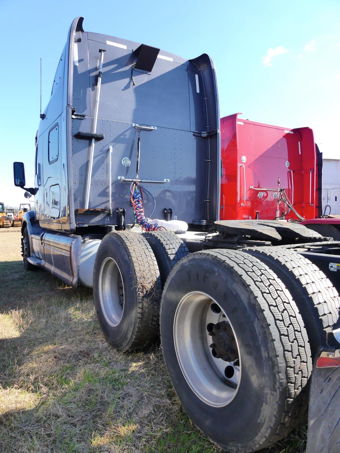 2015 Peterbilt 587 Truck Tractor, s/n 1XP4DP9X5FD223245: T/A, Stand Up Slee