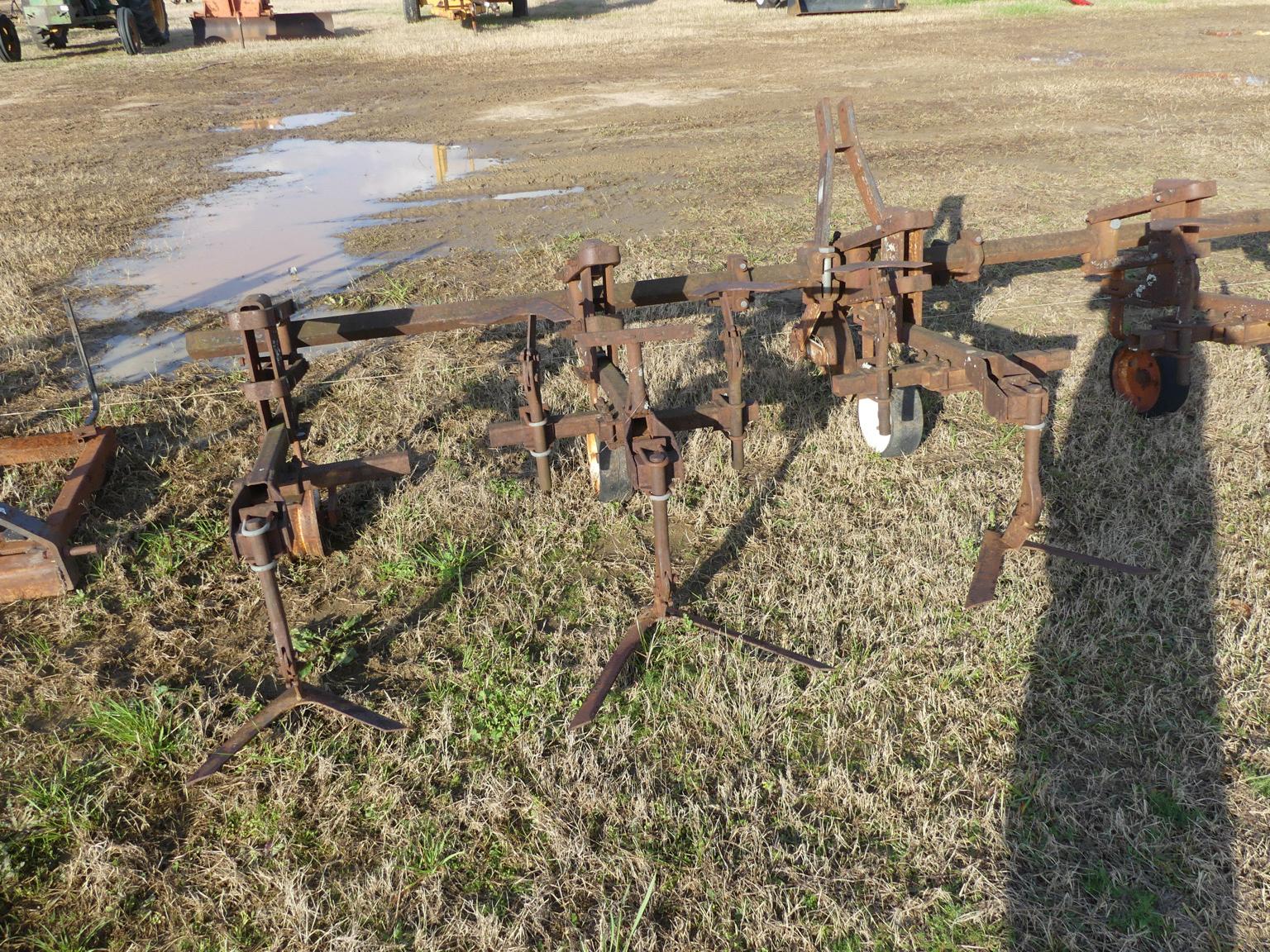 John Deere 5-row Cultivator