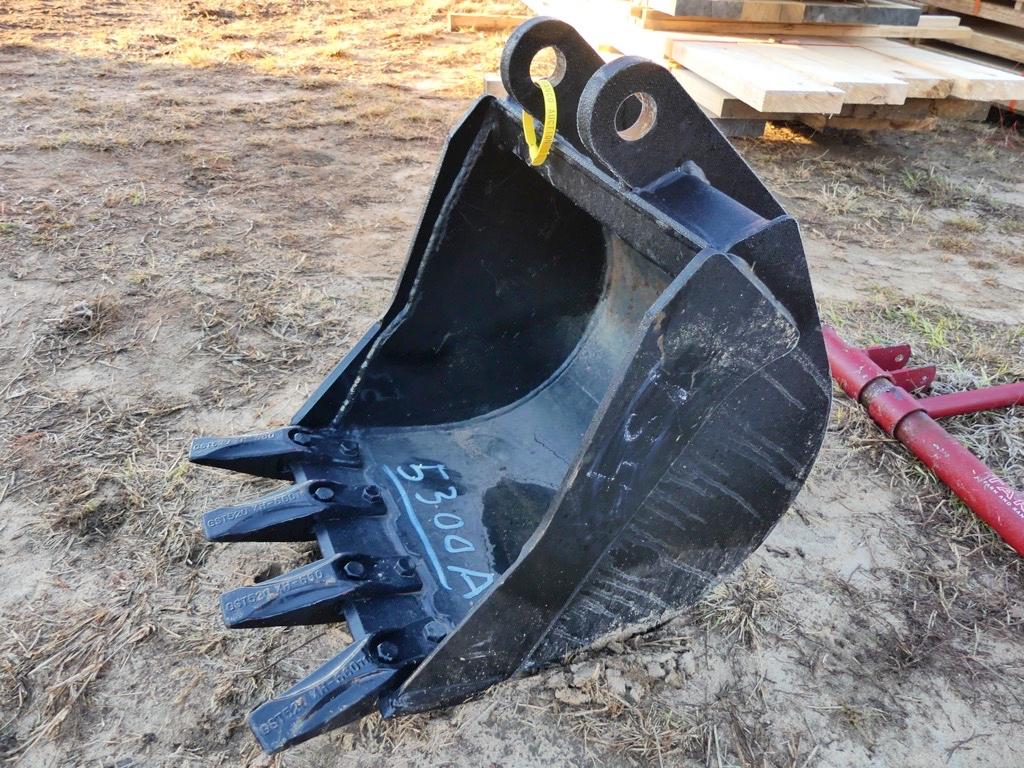 MINI EXCAVATOR BUCKET OR SMALL BACKHOE