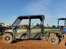 John Deere Gator