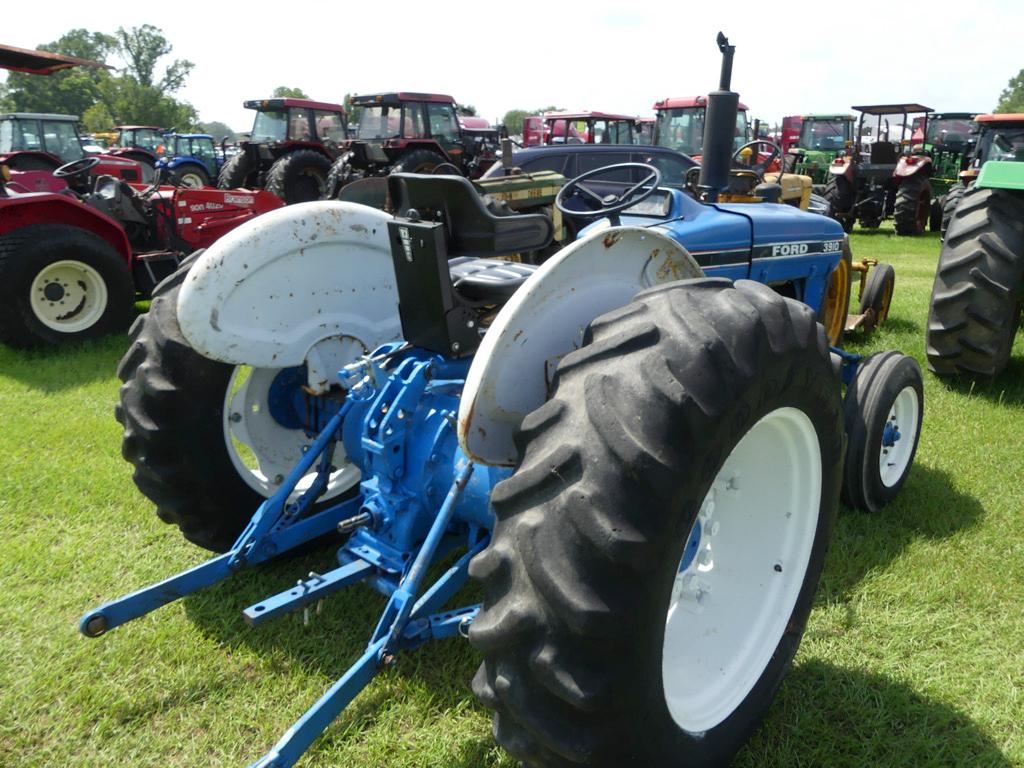 Ford 3910 Tractor, s/n BC02286