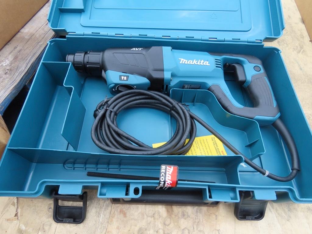 Makita 1" Rotary Hammer - HR2641 - Recon