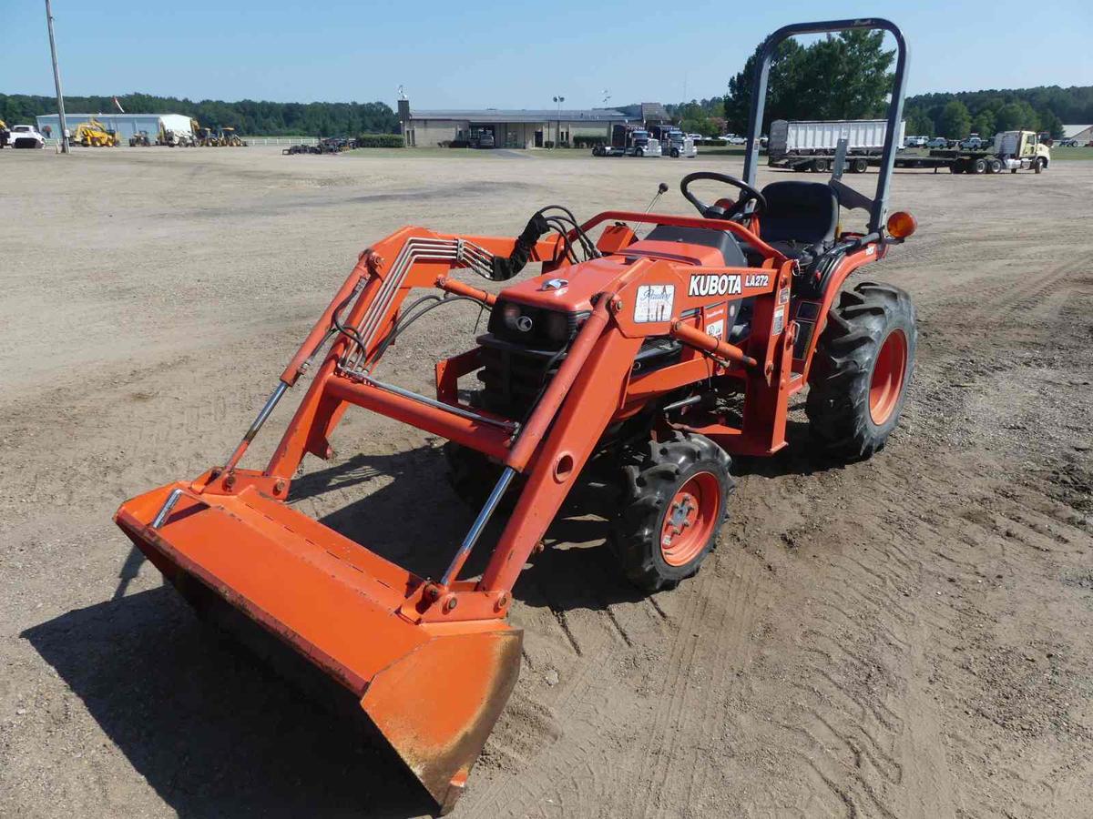 Kubota B7500 MFWD Tractor, s/n 59931: Loader w/ Bkt., Rollbar, Meter Shows