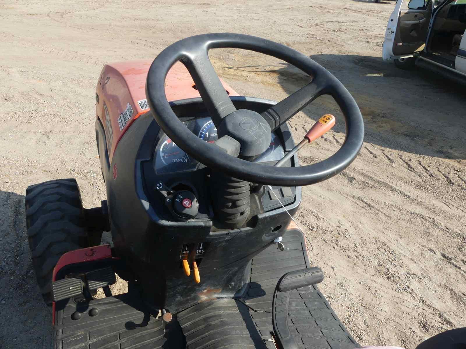 Kubota B2601 MFWD Tractor, s/n 51470: Meter Shows 478 hrs