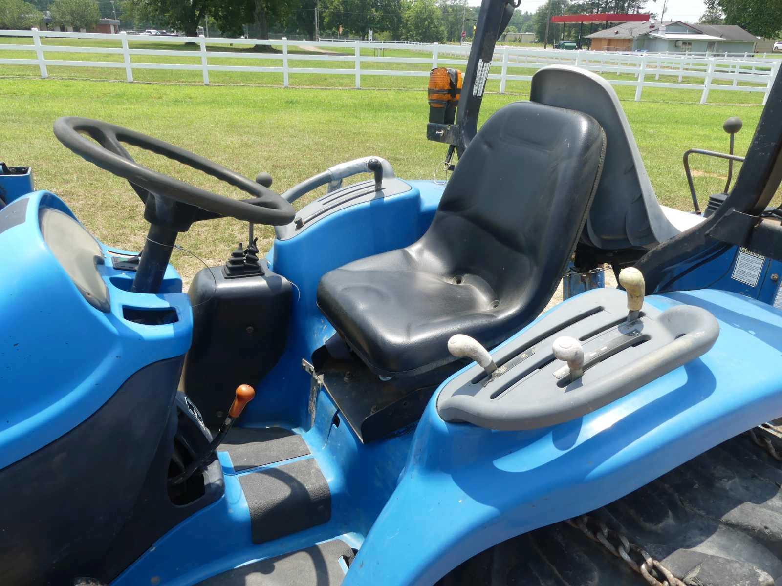 New Holland 1725 MFWD Tractor, s/n G009043: Rollbar, NH 7308 Loader w/ Bkt.