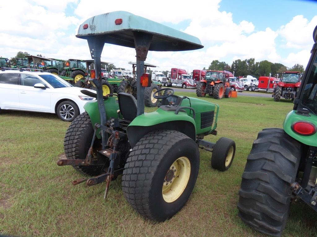 John Deere 4500 Tractor, s/n LV5400C450056: 2wd, Meter Shows 7790 hrs