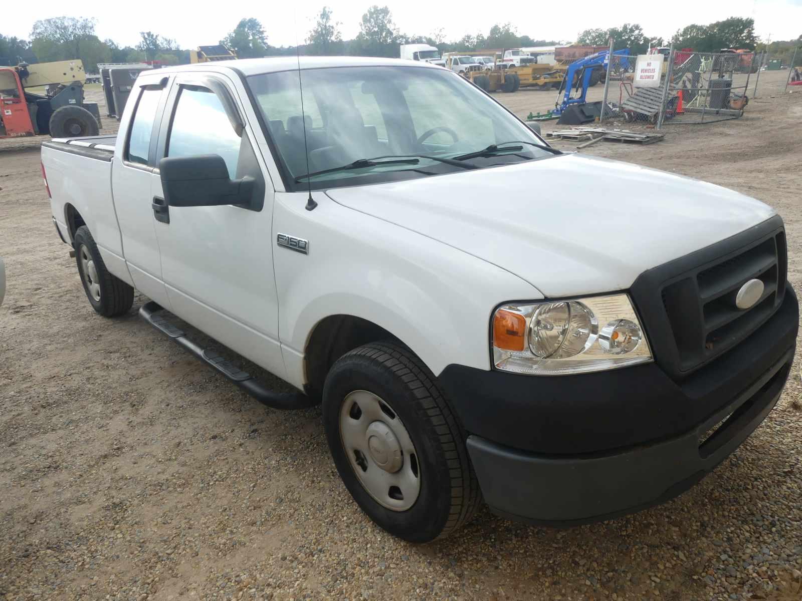 2006 Ford F150 XL Pickup, s/n 1FTRX12W56NB52426: 2wd, Ext. Cab, 4.6L Gas En