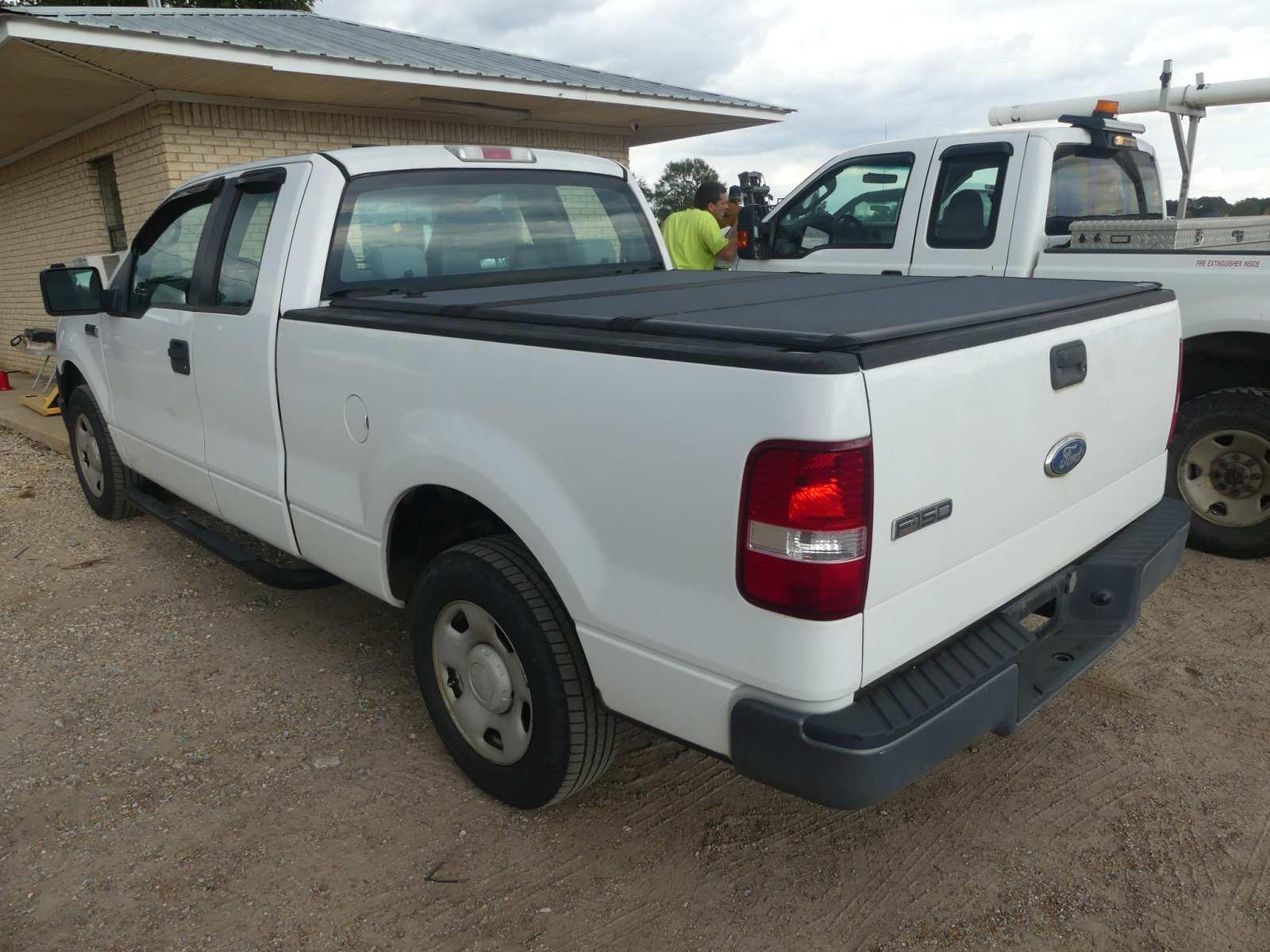 2006 Ford F150 XL Pickup, s/n 1FTRX12W56NB52426: 2wd, Ext. Cab, 4.6L Gas En