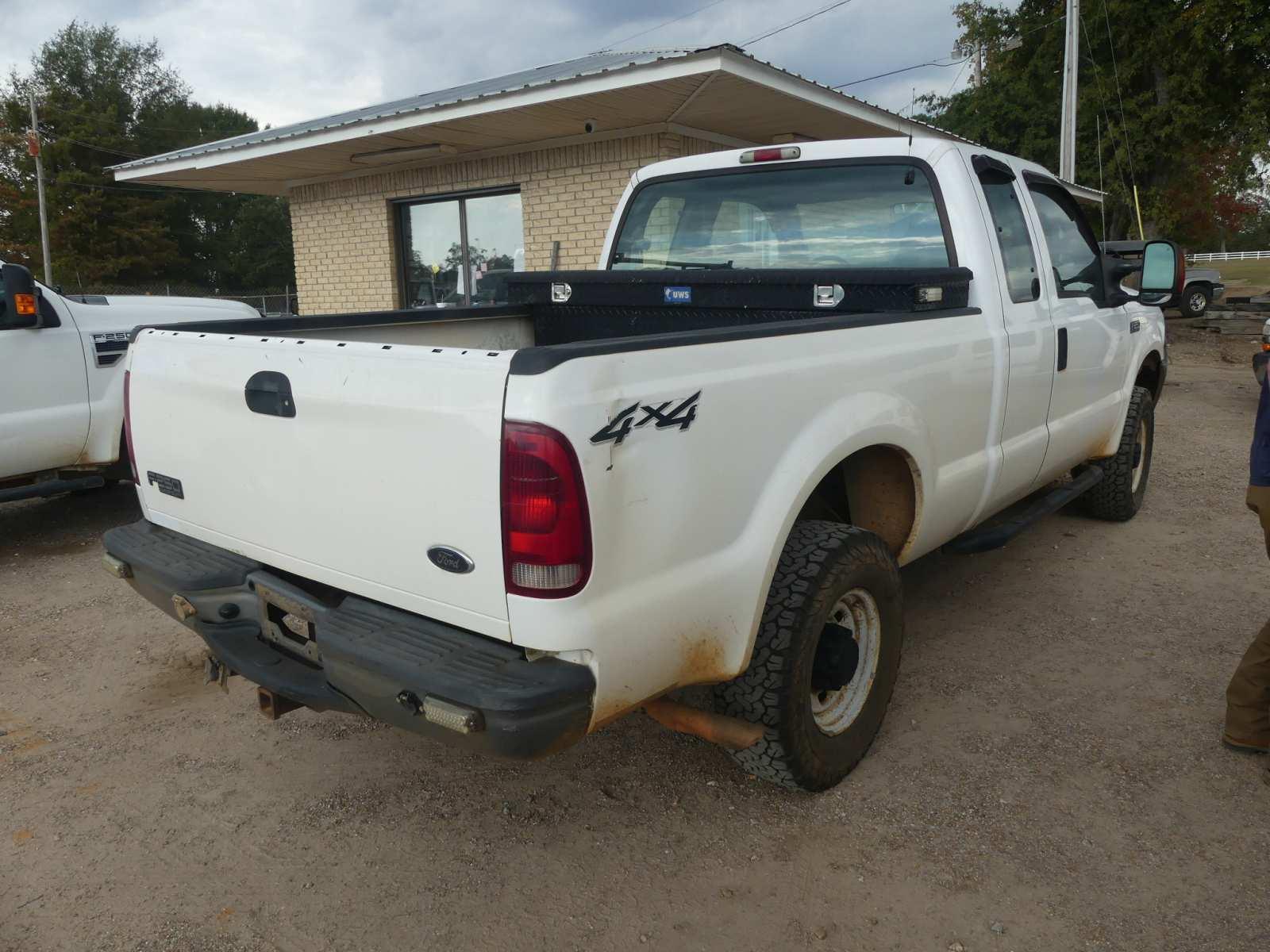 2004 Ford F250 4WD Pickup, s/n 1FTNX21L04EC24092: 5.4L Gas Eng., Auto, Tool