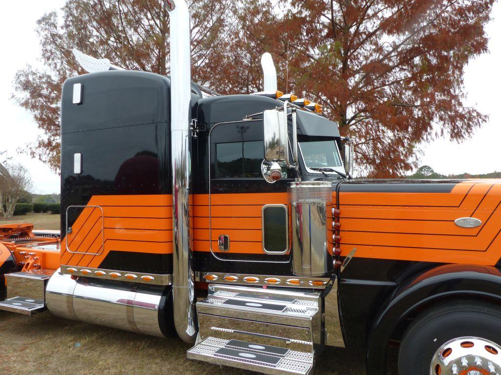 2023 Peterbilt 389 Truck Tractor, s/n 1XPXDP9X1PD878842: T/A, Sleeper, Pacc