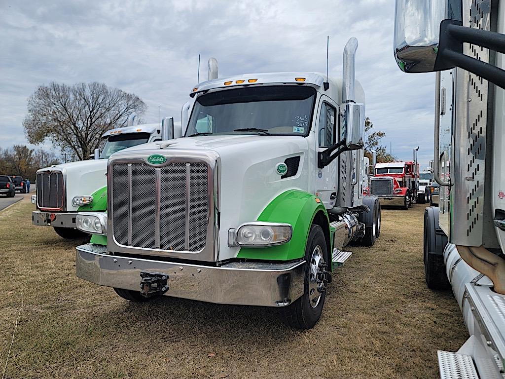 2015 Peterbilt 567 Truck Tractor, s/n 1XPCDP9X1FD292543: SBA, T/A, Sleeper,