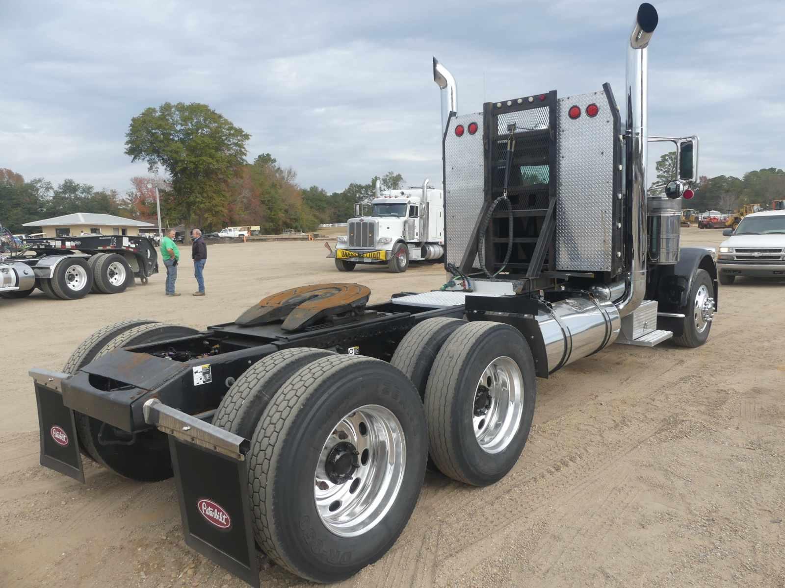 2013 Peterbilt 389 Truck Tractor, s/n 1XPXD40XXDD179961: T/A, Day Cab, Cumm