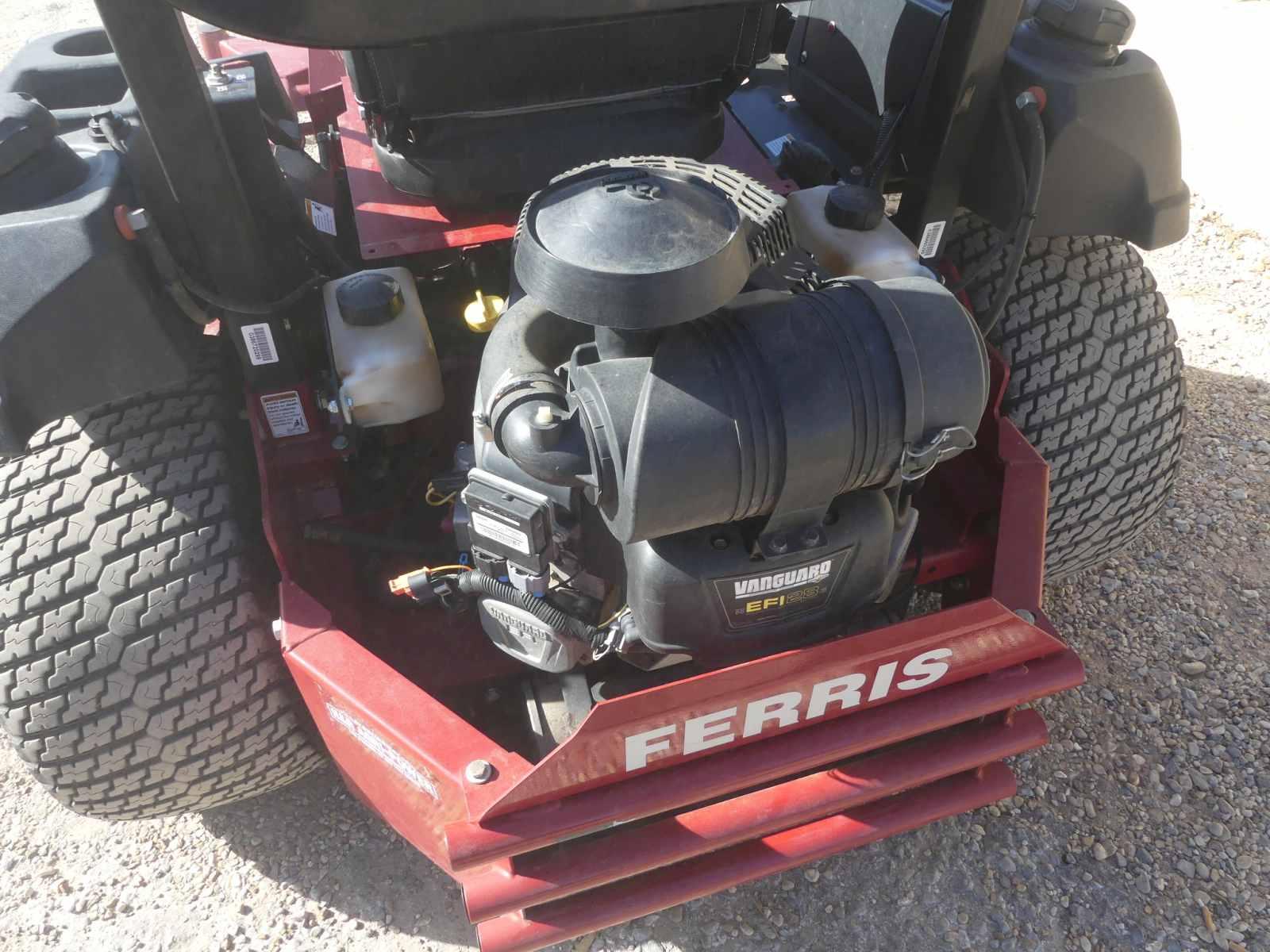 Ferris F210Z Zero-turn Mower: Vanguard 28hp Eng., 61" Cut, Meter Shows 885