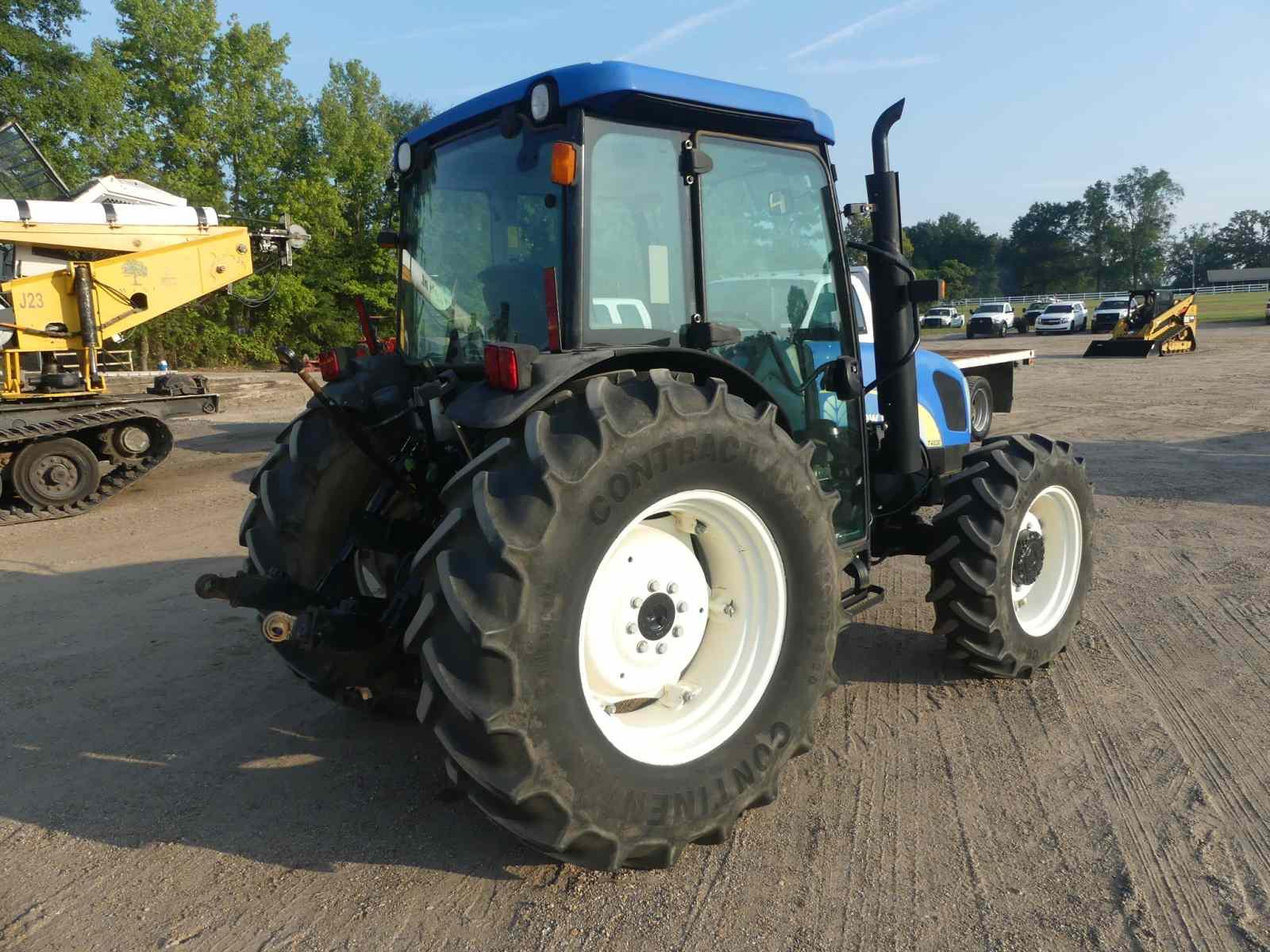 New Holland T4030 MFWD Tractor, s/n ZBJA20132: C/A, Meter Shows 1559 hrs