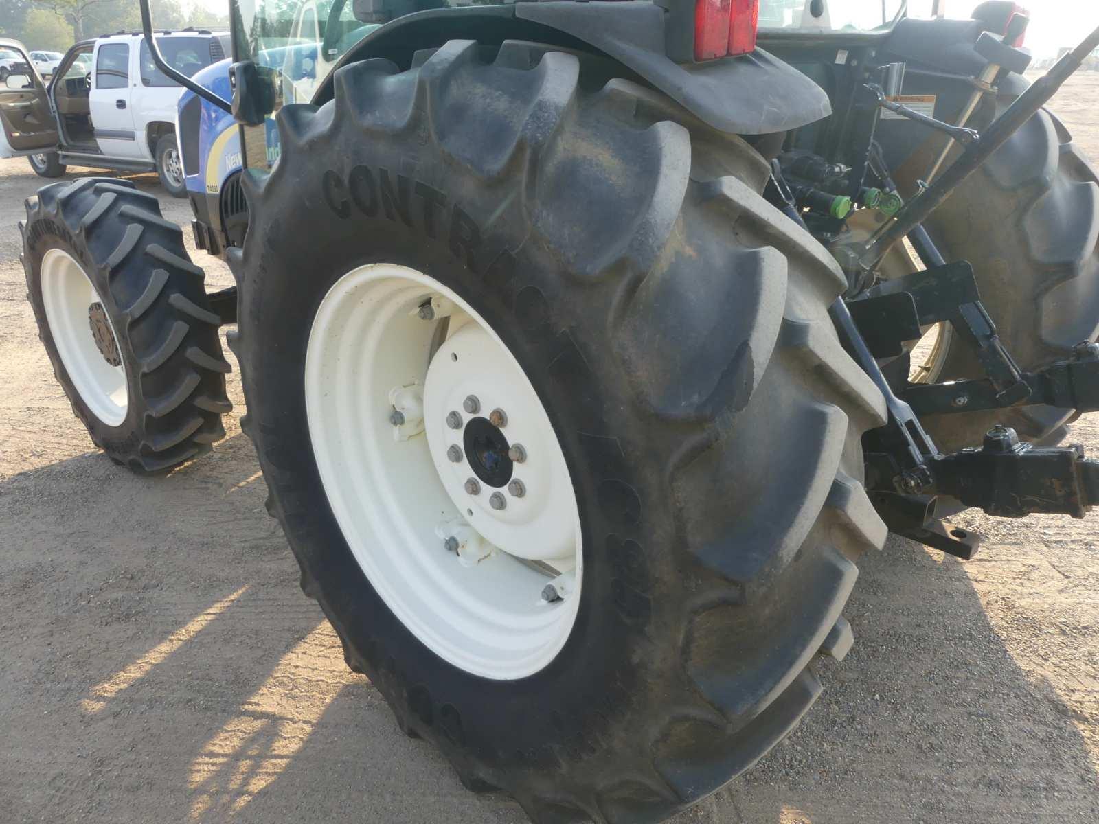 New Holland T4030 MFWD Tractor, s/n ZBJA20132: C/A, Meter Shows 1559 hrs